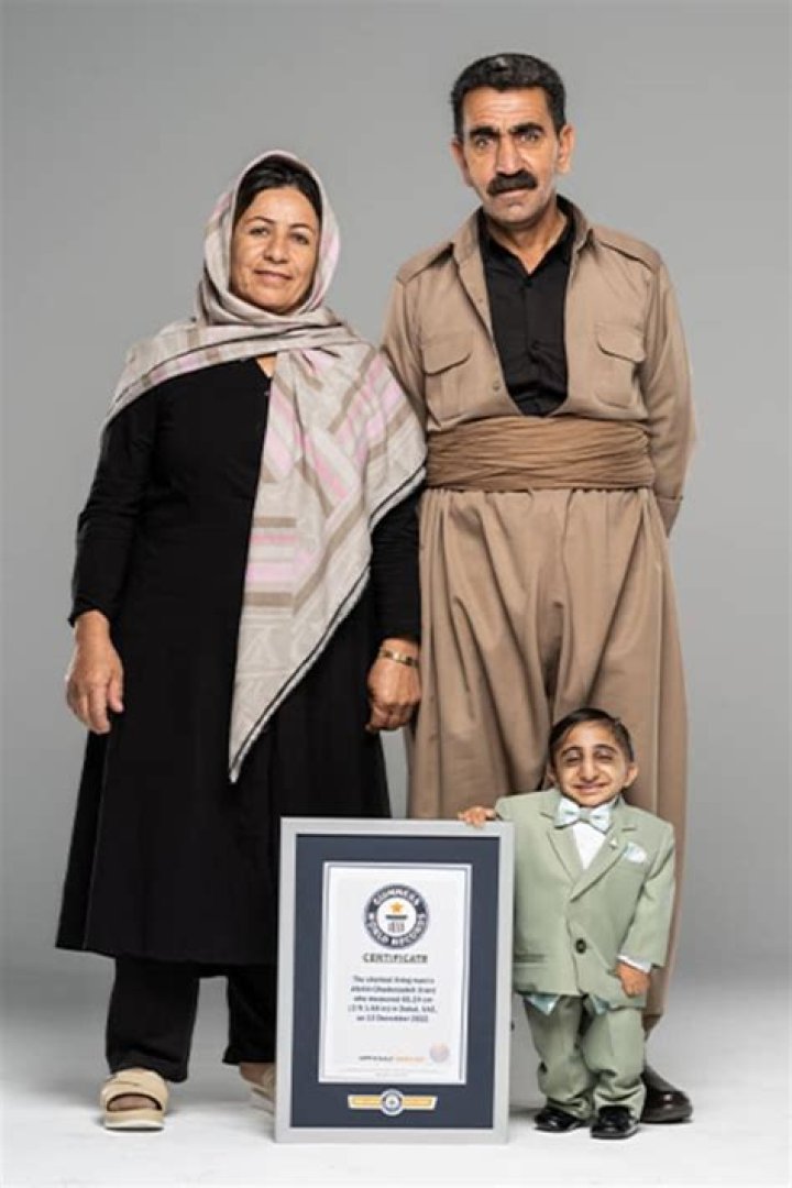 Afshin Esmaeil Ghaderzadeh – Who is the Shortest Man in the World Alive? Age, Bio, Wiki, Career, Family, Height &amp; Facts