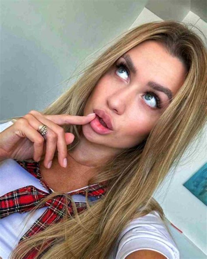 Allison Royalty Height, Weight, Net Worth, Age, Birthday, Wikipedia, Who, Nationality, Biography