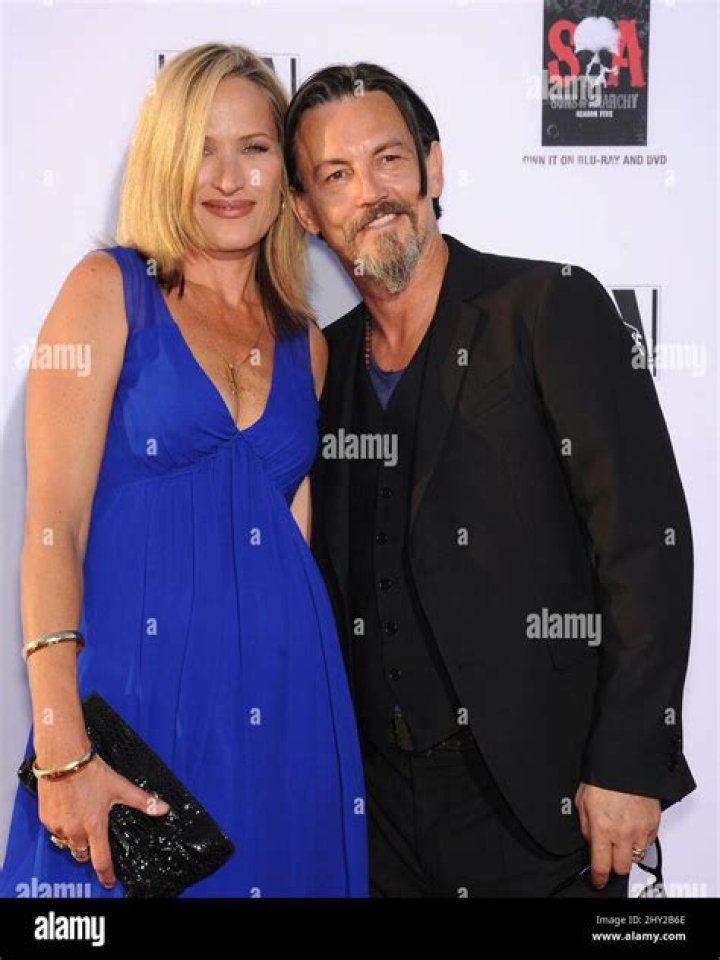 Aunjanue Elizabeth Flanagan- Wiki, Height, Net Worth