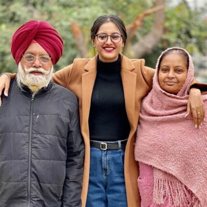 Banita Sandhu | Parents Ethnicity Religion And Siblings