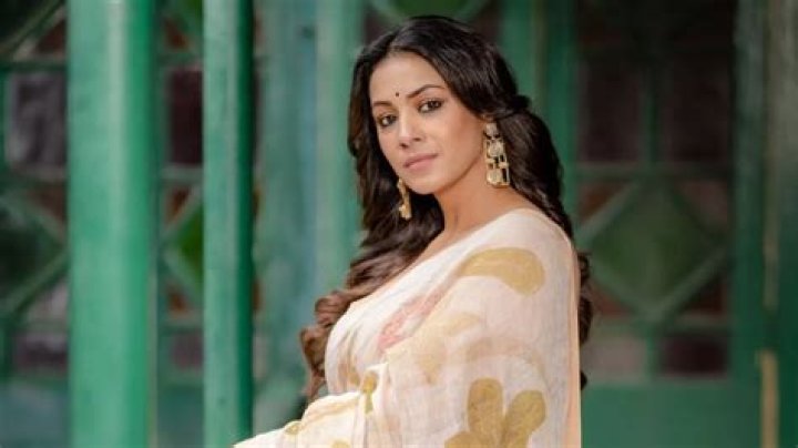 Barkha Sengupta – Indian TV Actress | Age, Biography, Wiki, Career, Net Worth, Movies, Husband, Instagram, Photos &amp; Facts