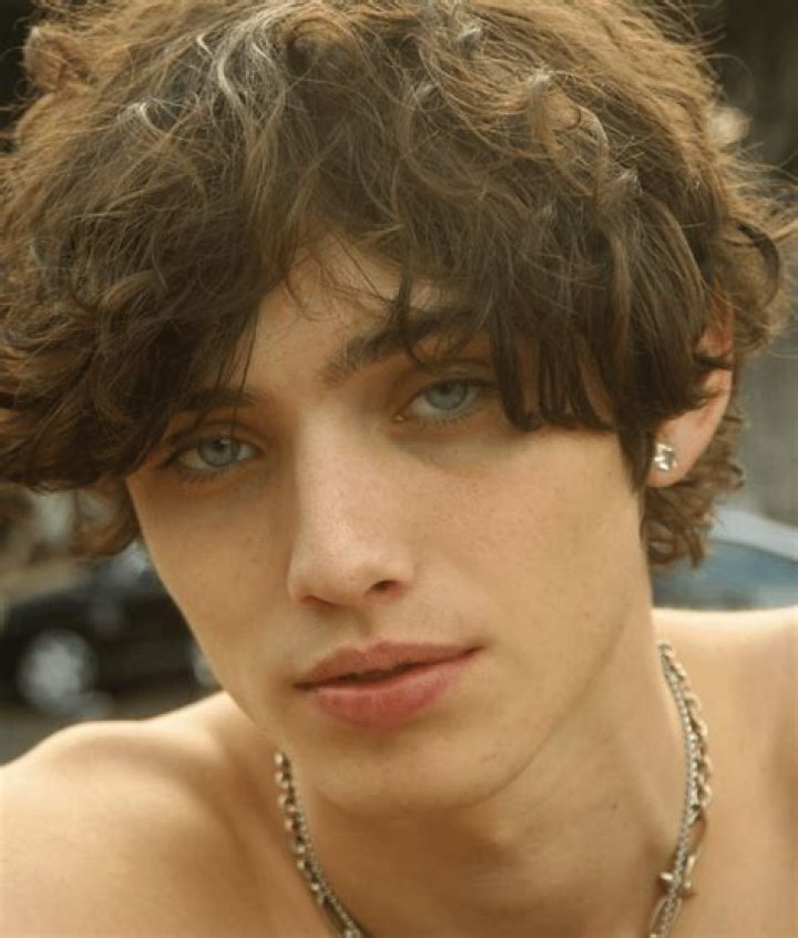 Carringtonxx Height, Weight, Net Worth, Age, Birthday, Wikipedia, Who, Nationality, Biography