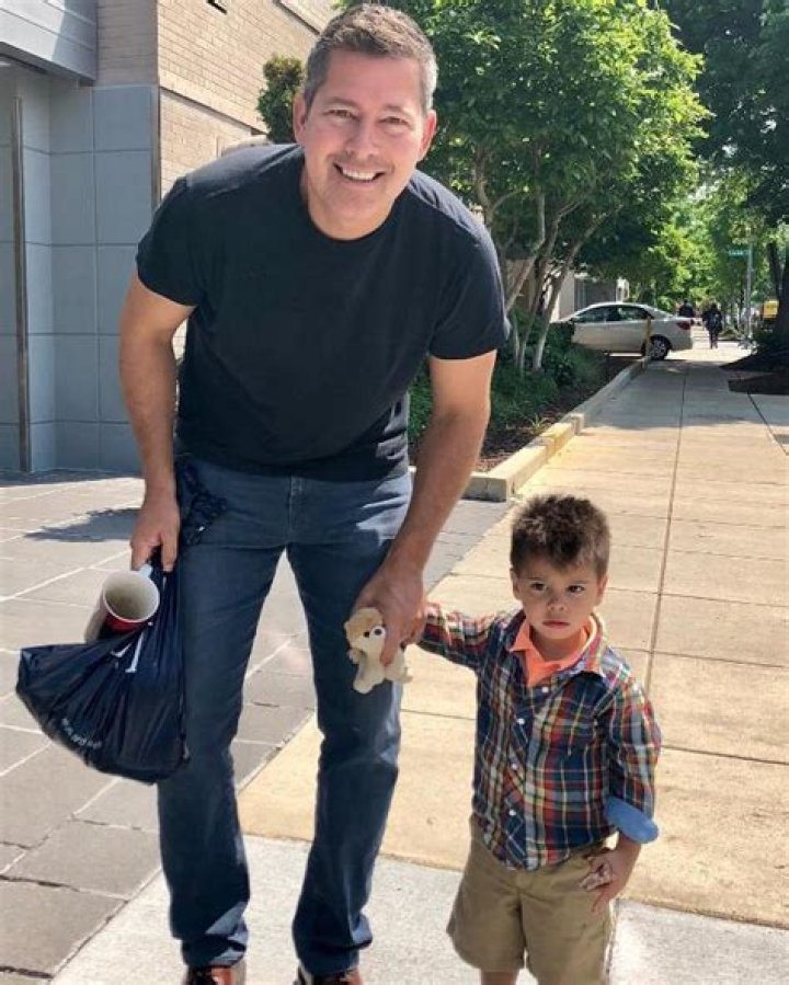 Curtis Duffy Height, Weight, Net Worth, Age, Birthday, Wikipedia, Who, Nationality, Biography