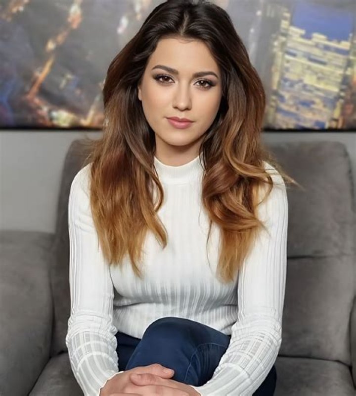 Dani3lah Real Name | Age, Birthday, Nationality, Ethnicity, Family, Instagram, Dating, Net Worth, Career &amp; Photos