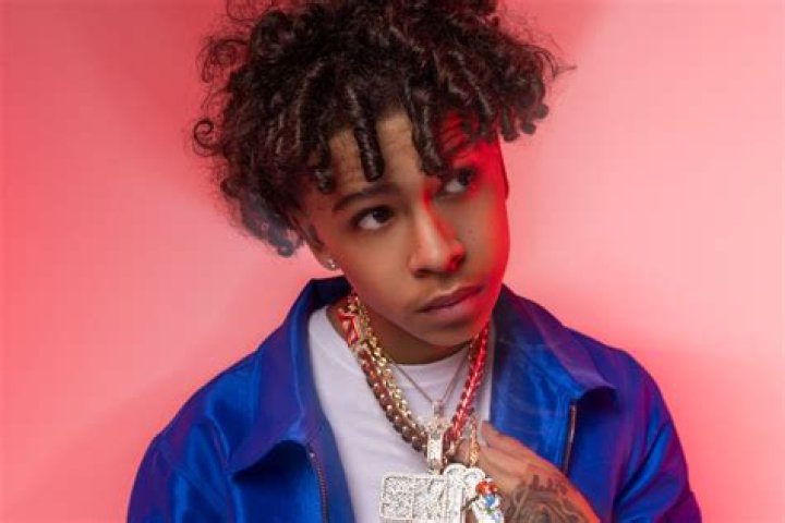 DanielleDaDoll Real Name, Net Worth, Age, Bio, Wiki, Career, Family, Nationality, Ethnicity, Partner, Photos And Facts