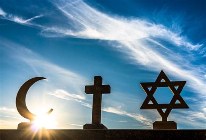 Emiliano Martinez | Religion: Christian Or Muslim Faith