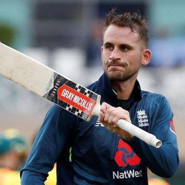 Is Alex Hales Dating Anyone or Married | Relationship And Net Worth