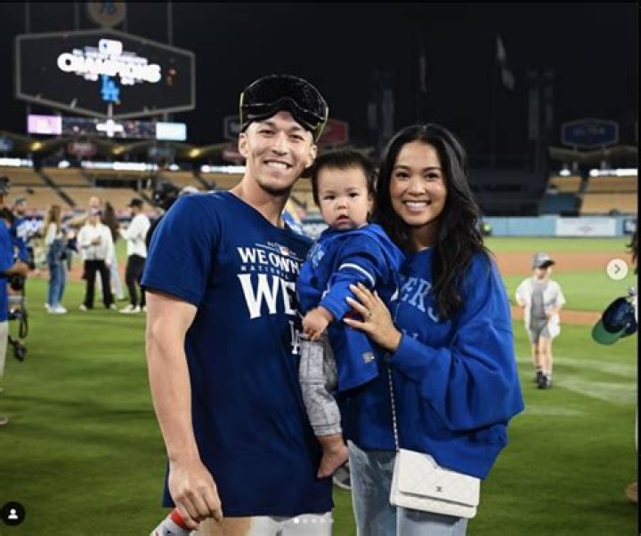 Is Tommy Edman Korean? Meet His Parents Maureen Kwak And John Edman Jr