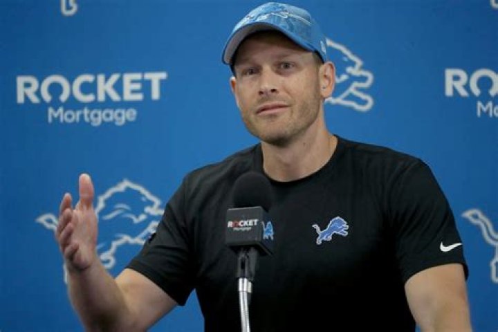 Jay Johnson (Coach) Height, Weight, Net Worth, Age, Birthday, Wikipedia, Who, Nationality, Biography