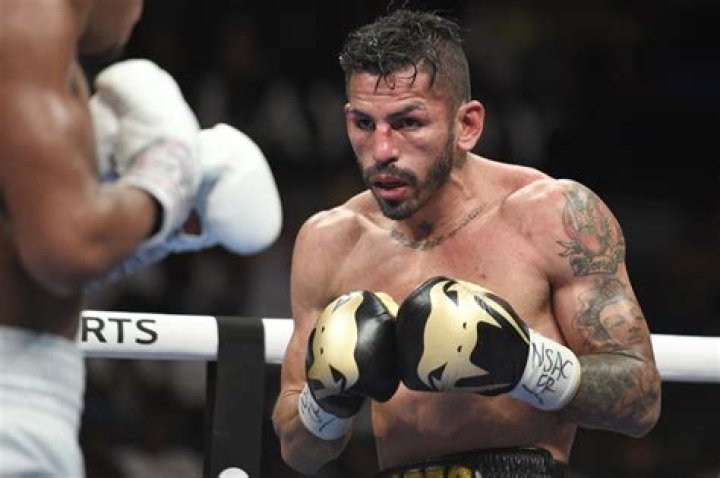 Jorge Linares Net Worth 2023, Age, Bio, Boxing, Career, Nationality, Wife, Kids, Awards, Championship, Fight, Instagram &amp; Facts
