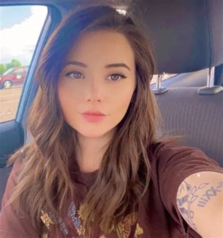 Karlie Brooks Wiki, Bio, Net Worth, Boyfriend, Age & More