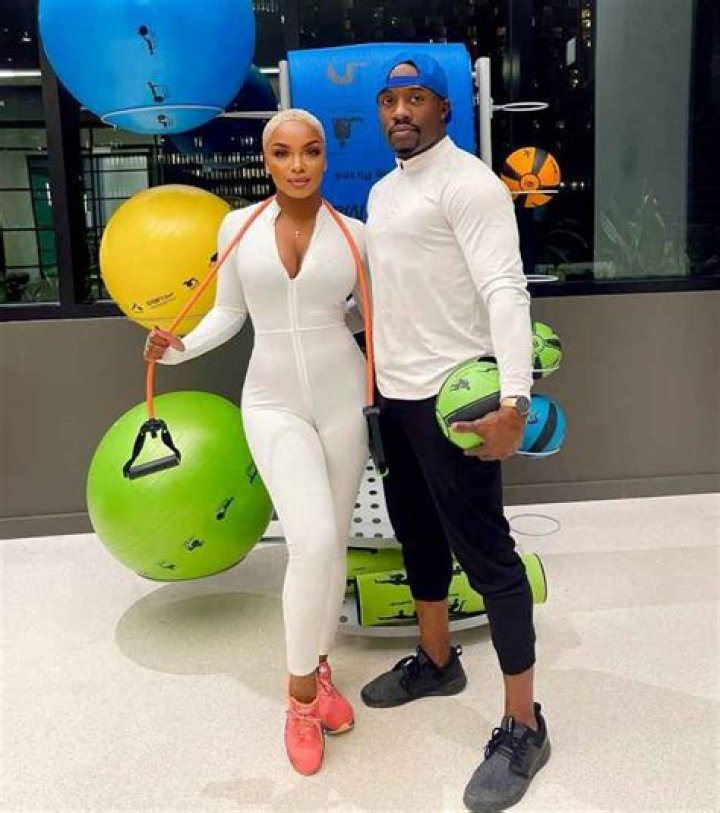 Latarence Dunbar Net Worth, Bio, Early Life, Endorsements,mCareer, Relationship Status, Body Measurements, Social Media