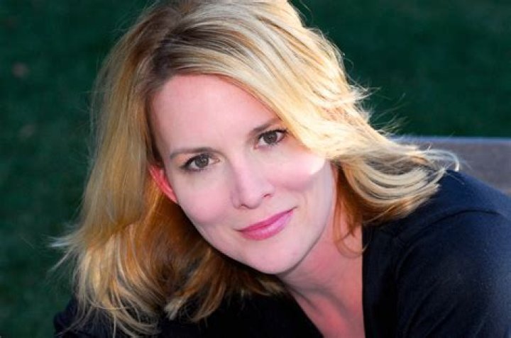 Laurel Holloman Height, Weight, Net Worth, Age, Birthday, Wikipedia, Who, Nationality, Biography