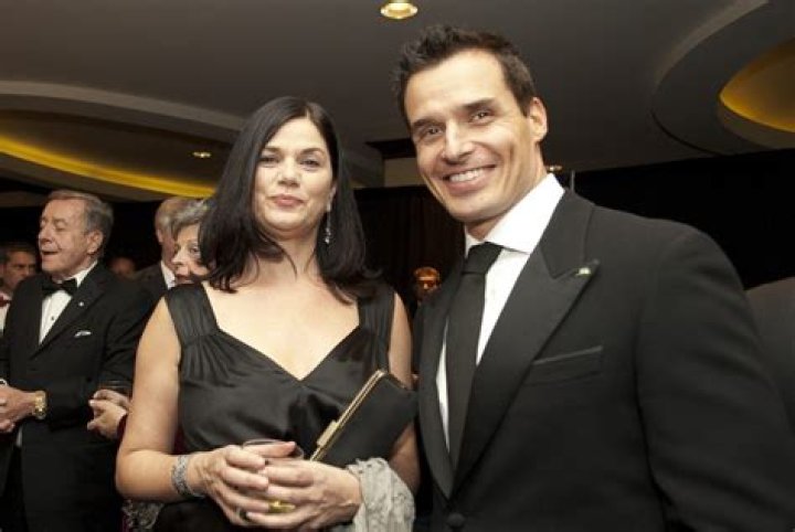 Linda Fiorentino- Net Worth, Age, Husband, Height, Career