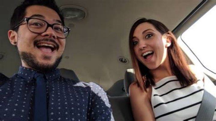 Meet Bitwit’s Ex-Wife: Heather deCaussin.