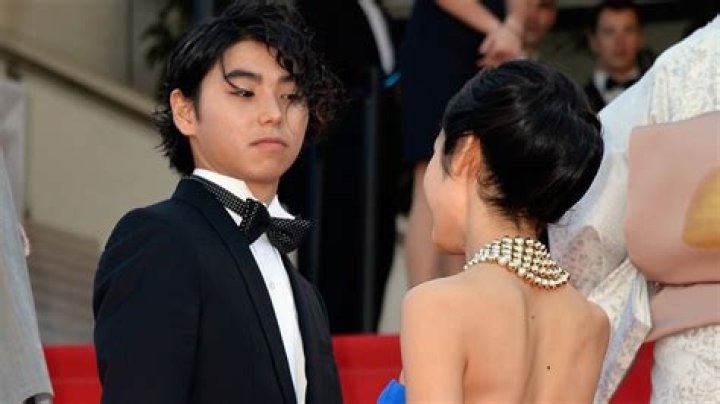 Nijiro Murakami Is nijiro murakami a singer?Net Worth, Wiki, Early Life, Education, Career, Relationship Status, Body Measurements, Social Media