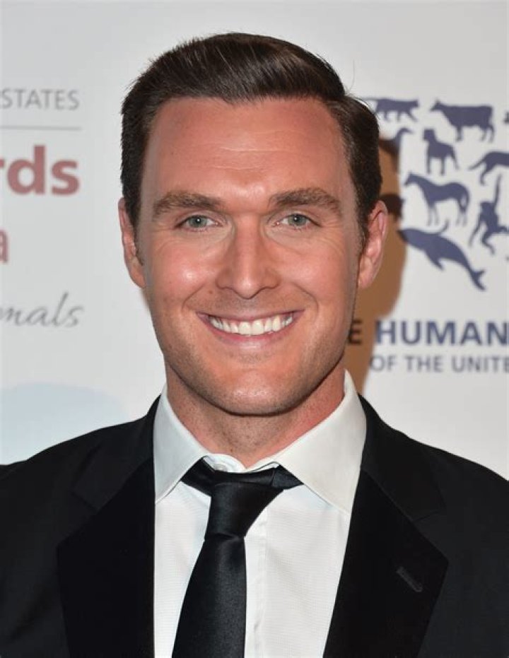 Owain Yeoman – Where is Owain Yeoman from? Age, Bio, Wiki, Career Net Worth, Nationality, Movies, Wife, Daughter &amp; Facts