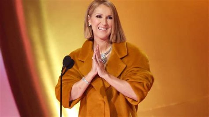 Rosa Walton – Singer, Songwriter | When did she start singing? Wiki, Age, Height, Net Worth, Relationship, Ethnicity