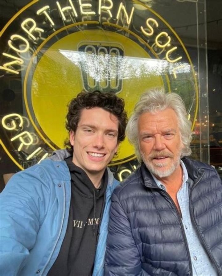 Ryan Fellows Height, Weight, Net Worth, Age, Birthday, Wikipedia, Who, Instagram, Biography