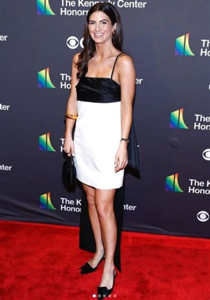 Simone Collins Height, Weight, Net Worth, Age, Birthday, Wikipedia, Who, Nationality, Biography