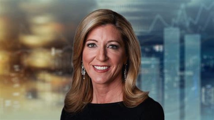 Stephanie Link – Portfolio Manager, Chief Investment Strategist | Wiki, Age, Height, Net Worth, Relationship, Ethnicity, Career