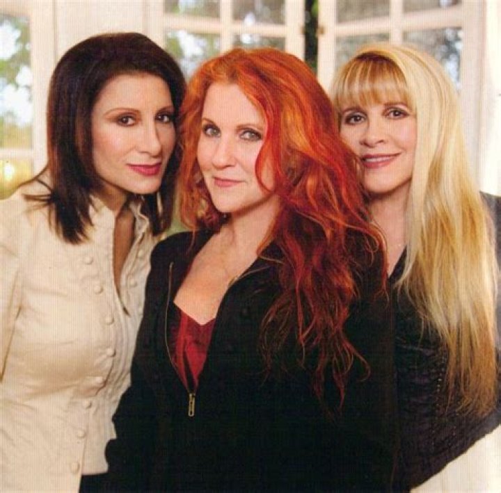 Stevie Nicks Backup Singers: Sharon Celani and Lori Nicks