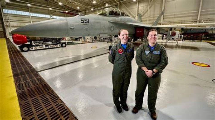 Stevie Triesenberg – American Software Engineer, Pilot | When Did She Begin Piloting? Wiki, Age, Height, Net Worth, Relationship, Ethnicity, Career