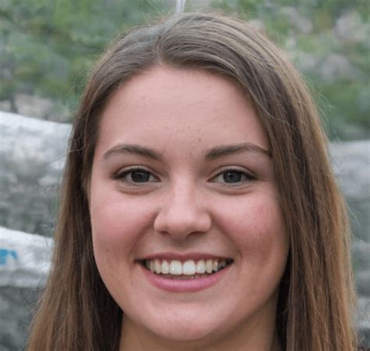 Sydney Lint Net Worth, Bio, Early Life, Education, Career, Endorsements, Awards, Relationship Status, Scandal, Body Measurements, Social Media