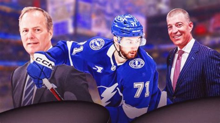 Tampa Bay Lightning Centerman Anthony Cirelli Relationship Status And Dating History Explained, His Career Earnings