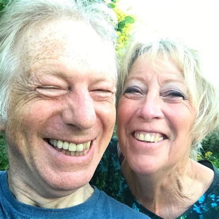 The Wedding Veil: Catherine Lough Haggquist Husband Neil; Kids Family &amp; Net Worth