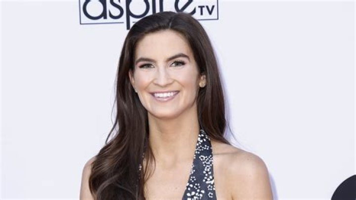 What Happened To Kaitlan Collins’ Mouth? Photos Of Weird Smiley Face Explored