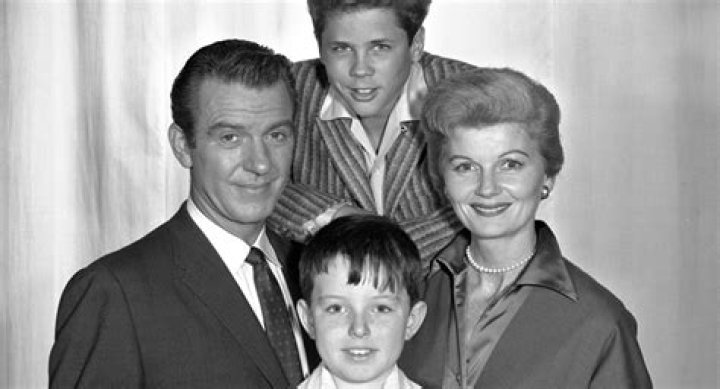 Who Is Actor Mark Murray From Leave It To Beaver? Where Are The Series Cast &amp; Crew Today?