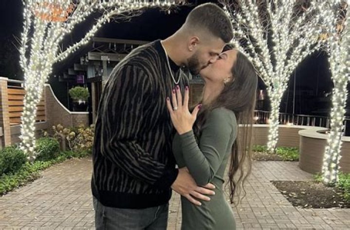 Who Is Jeremy Ruckert Girlfriend Robyn Haines? Details About Their Dating Life And Relationship