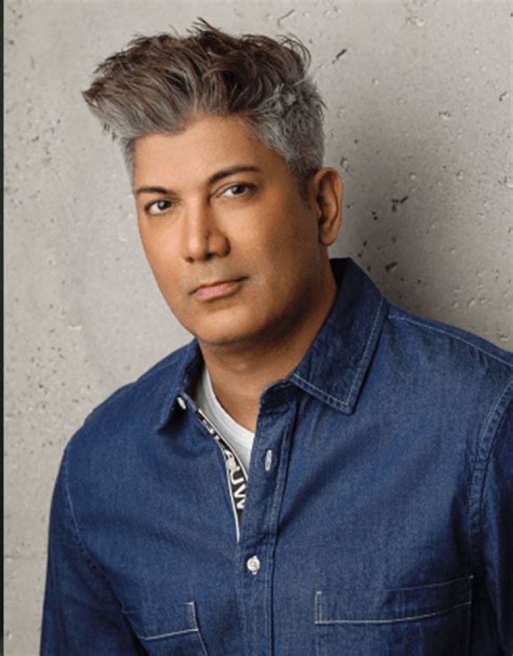 Zahf Paroo Age, Birthday, Wikipedia, Who, Nationality, Biography